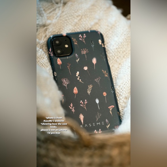 KaseMe Green Iphone 12 pro max phone case - Picture 3 of 8